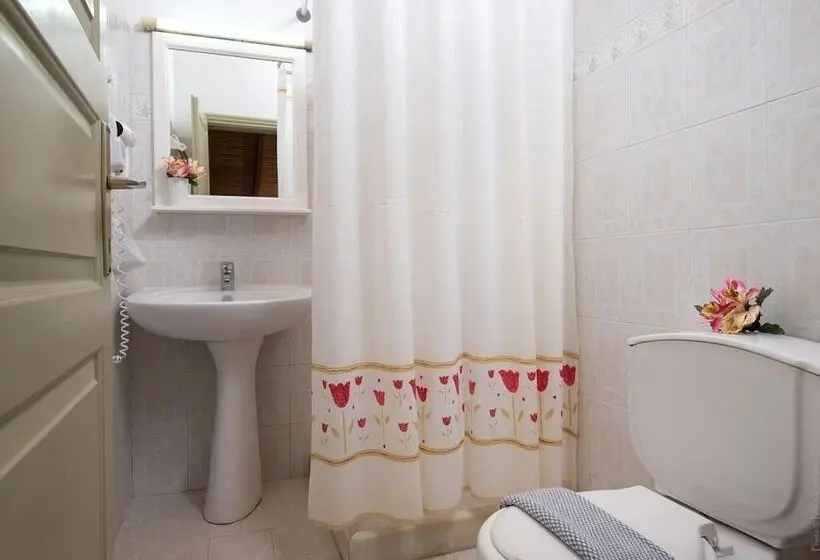 Philippos Kassiopi Apartments