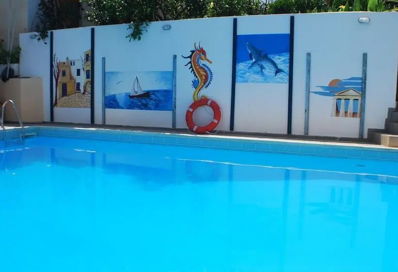 Renia Studios