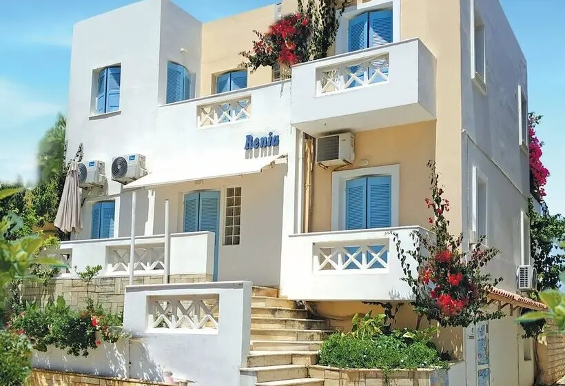 Renia Studios