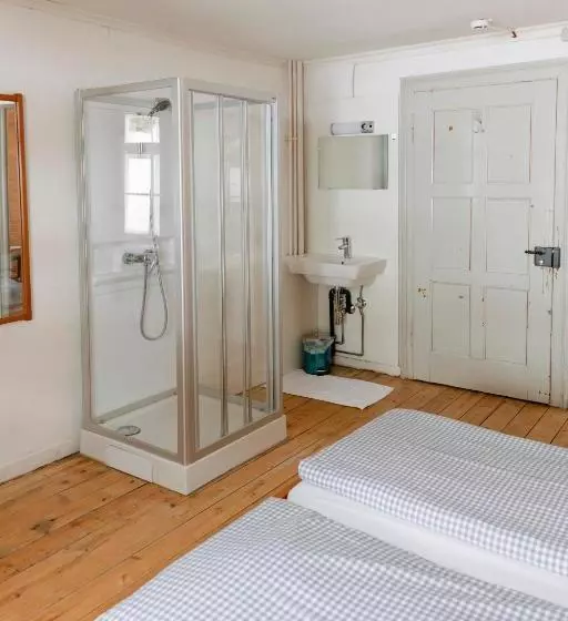 ペンション Adler Fluh