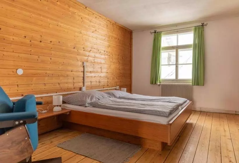 ペンション Adler Fluh