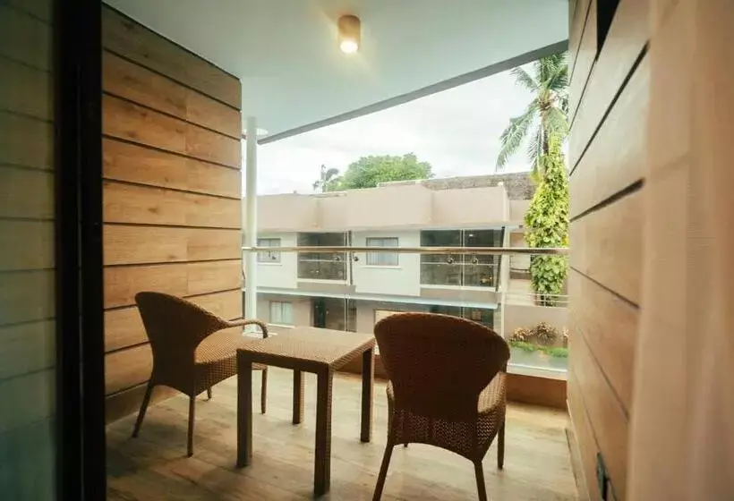 Alona by Jpark Island Resort