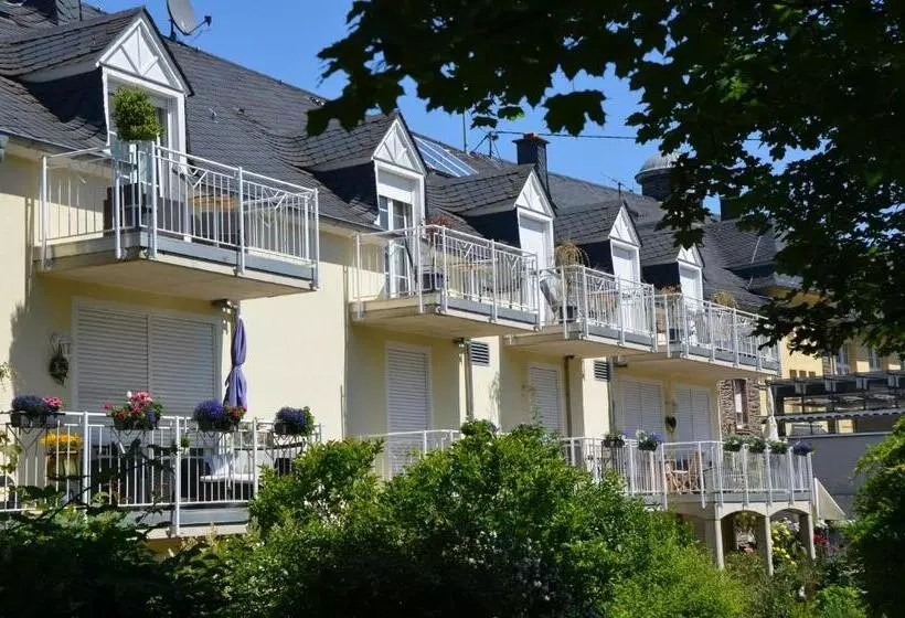 Majatalo Gästehaus Alt Mehring