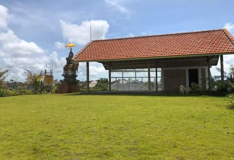 ホテル Oka S Guest House Canggu