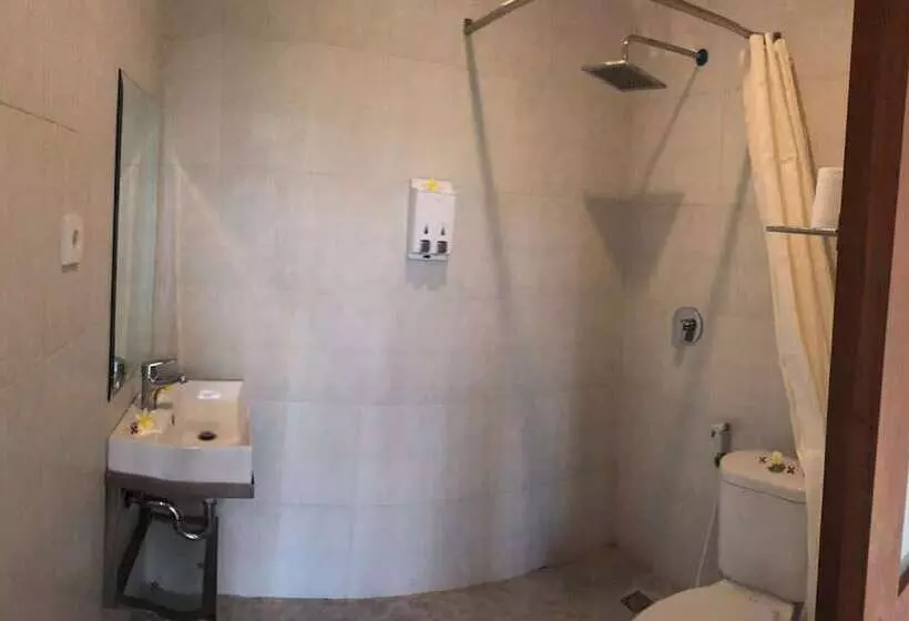 ホテル Oka S Guest House Canggu