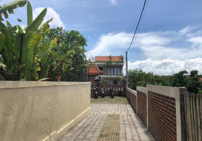 בית מלון כפרי Oka S Guest House Canggu