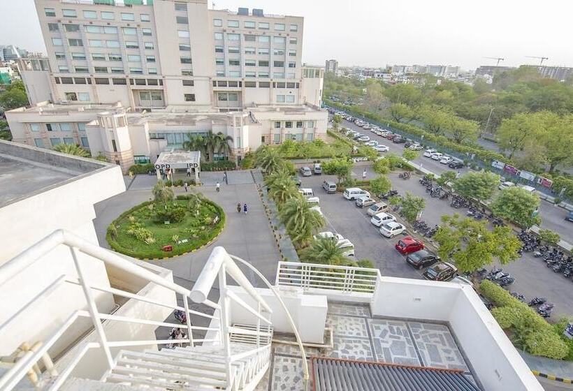 هتل Tuma Club House