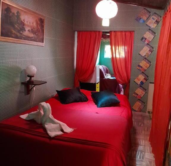 بنسيون Posada Marisel