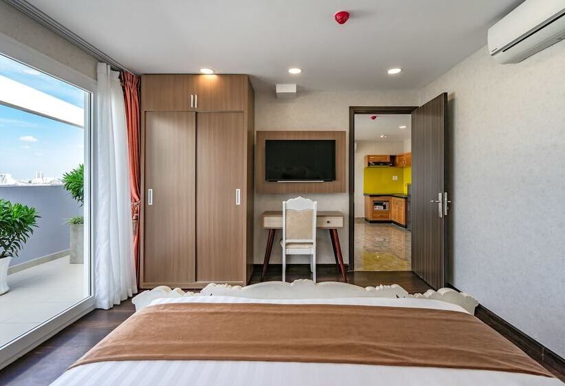 هتل Emerald Central