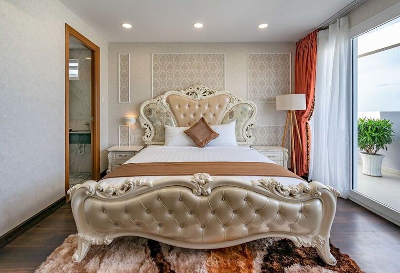 هتل Emerald Central