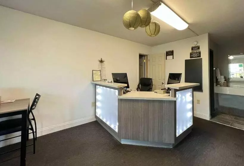 Motelli Super 8 By Wyndham Sulphur South