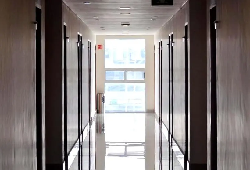 ホテル Lois Express Monterrey Aeropuerto La Fe