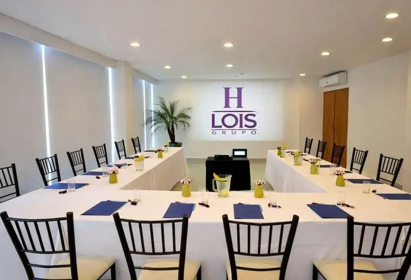 ホテル Lois Express Monterrey Aeropuerto La Fe