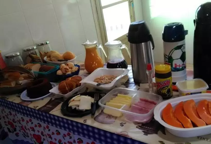 ペンション Pousada Capitão Cipoeiro