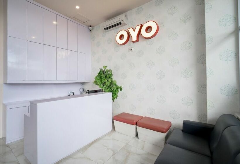 Отель Oyo 291 Medan City Syariah