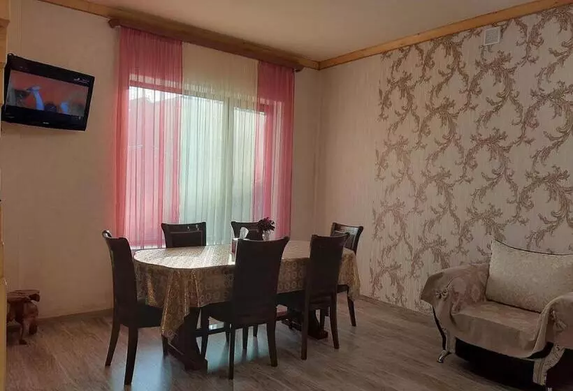 پانسیون Paradise Guest House