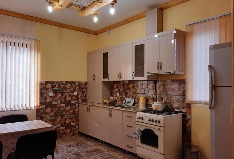 پانسیون Paradise Guest House