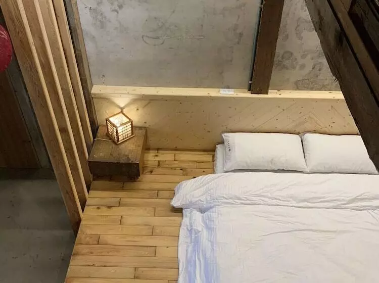Yilan For A Night B&b