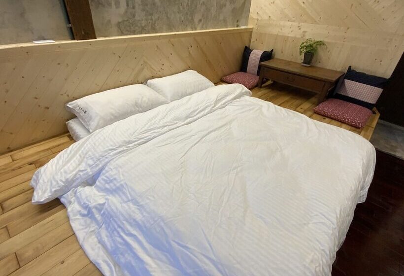 Yilan For A Night B&b