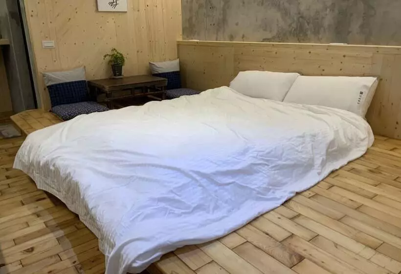 Yilan For A Night B&b