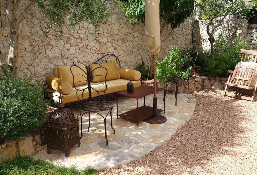 住宿加早餐  Chez Virginie