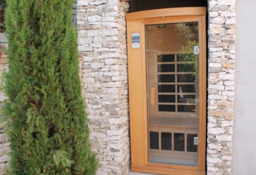 住宿加早餐  Chez Virginie