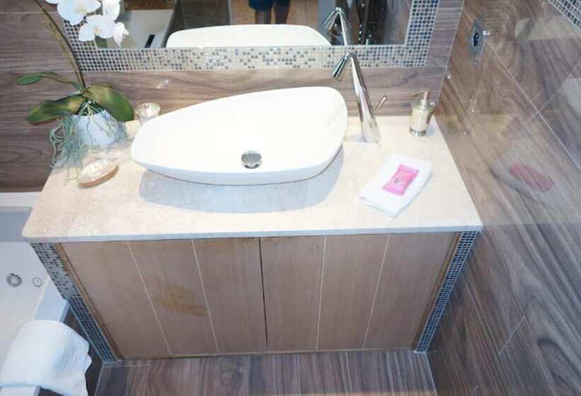 住宿加早餐  Chez Virginie