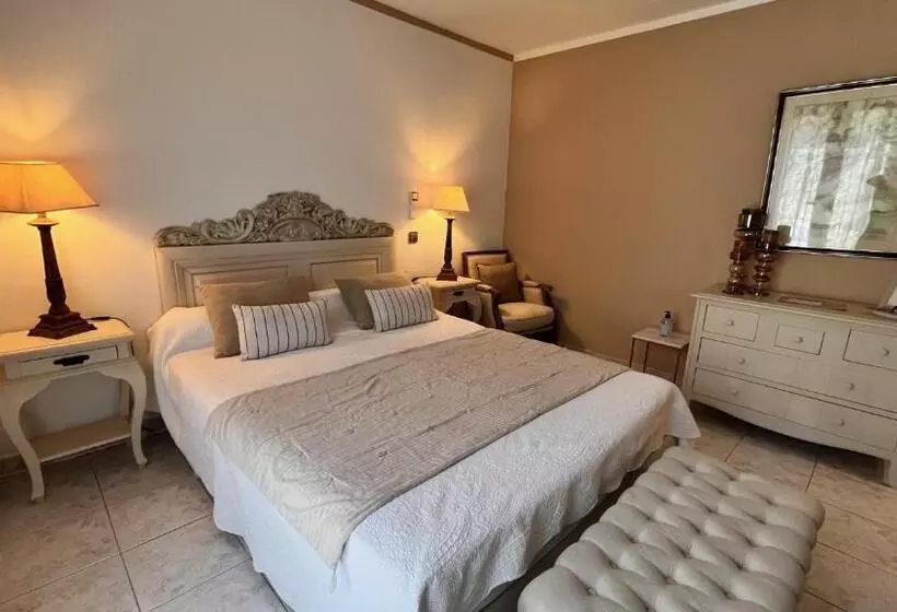 تختخواب و صبحانه Chez Virginie