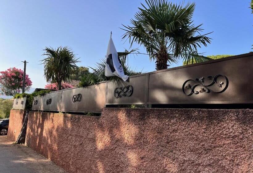 住宿加早餐  Chez Virginie