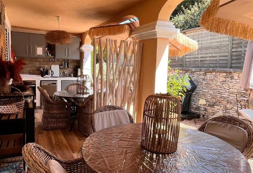 住宿加早餐  Chez Virginie