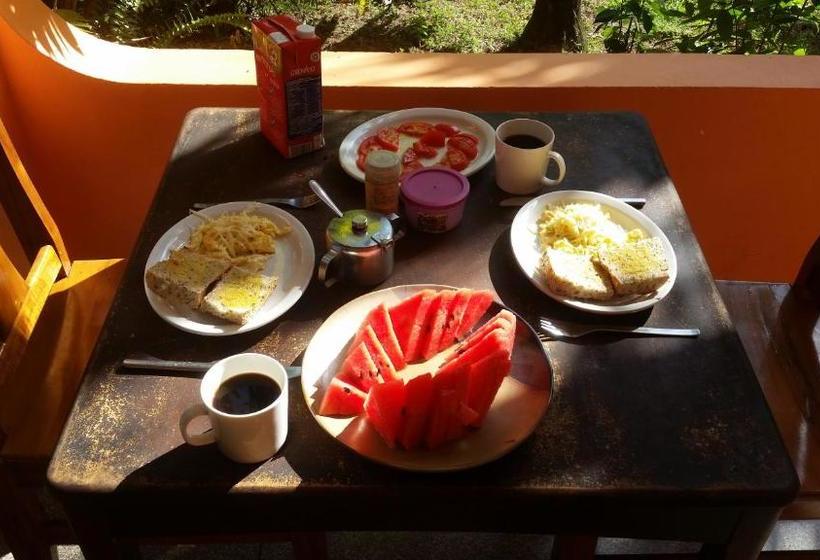 Bed & Breakfast Embassy House