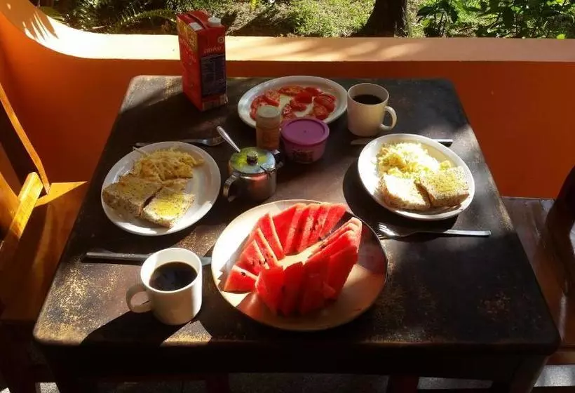 Aamiaismajoitus (B&B) Embassy House