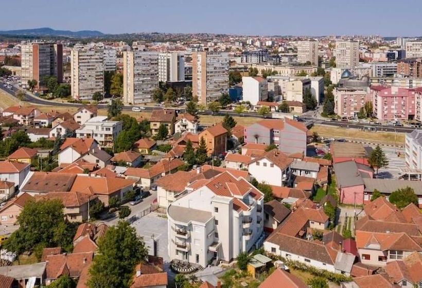 هتل Rubicon Garni