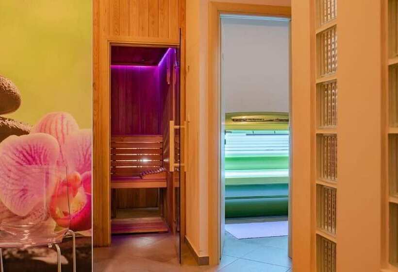 هتل Rubicon Garni