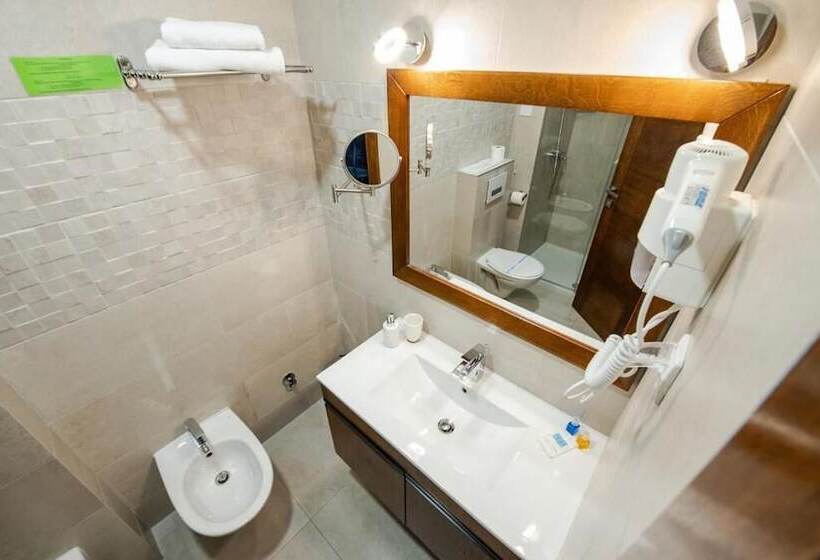 هتل Rubicon Garni