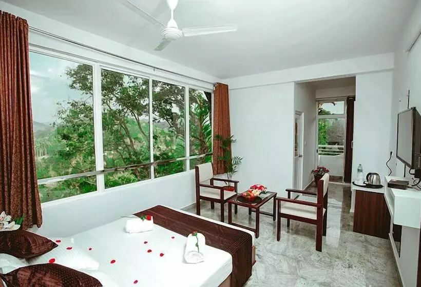 ホテル The New Munnar Summer Castle