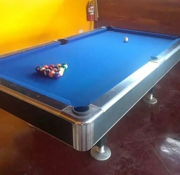 هتل Buena Onda Backpackers