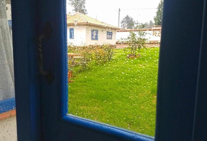 Отель & Cabañas Cashiluna