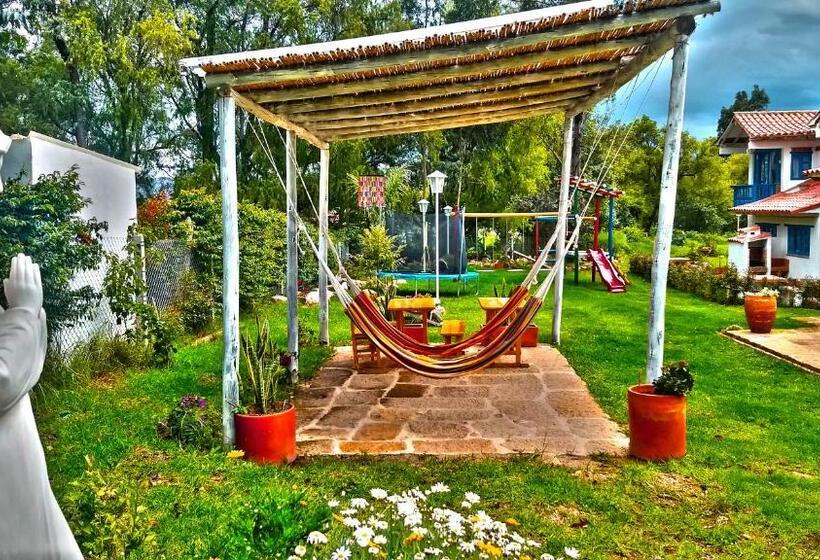 Отель & Cabañas Cashiluna