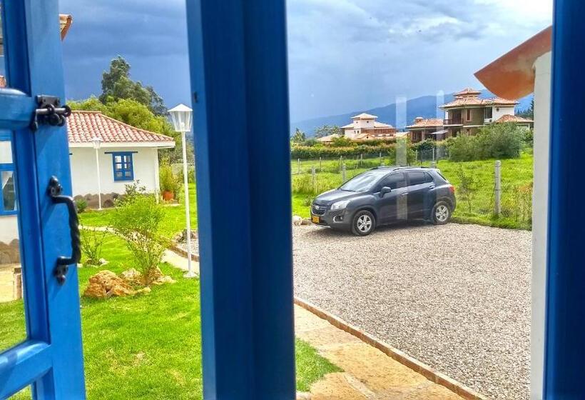 Отель & Cabañas Cashiluna