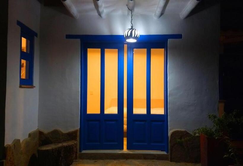 Отель & Cabañas Cashiluna