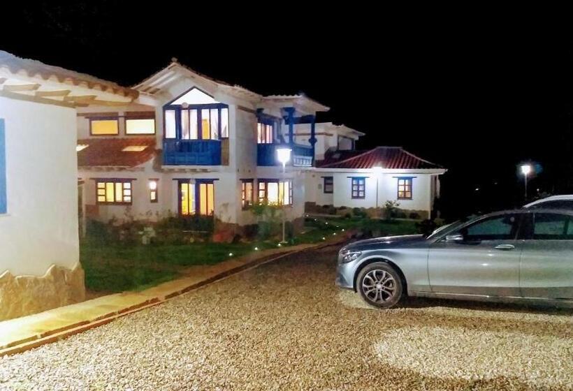 Отель & Cabañas Cashiluna