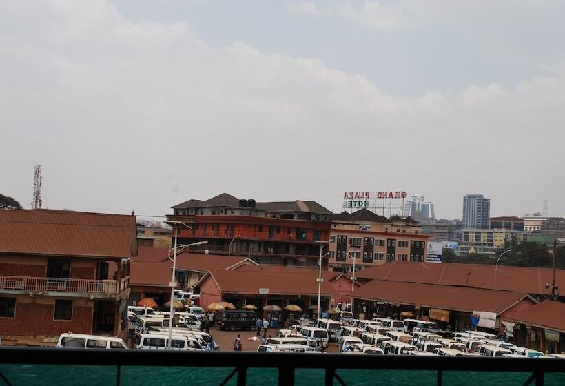 هتل Neptune Plaza