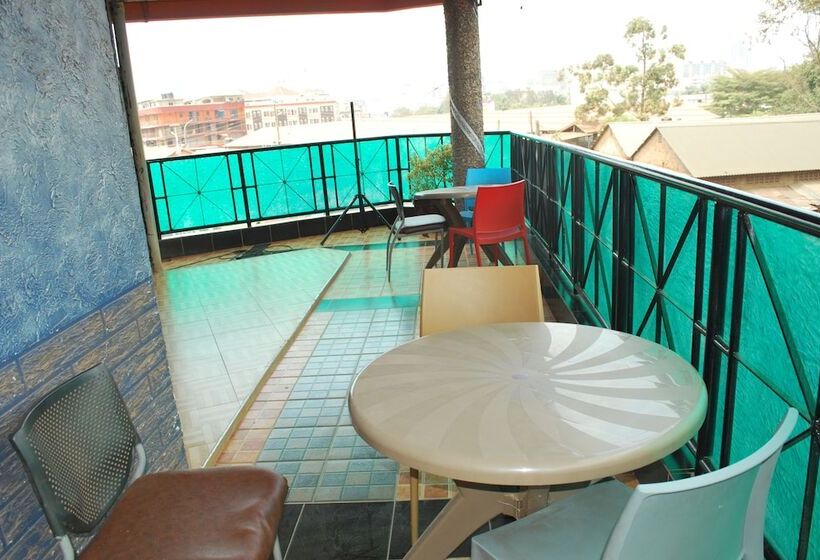 هتل Neptune Plaza