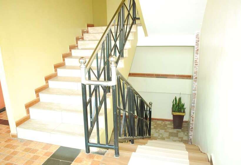 هتل Neptune Plaza