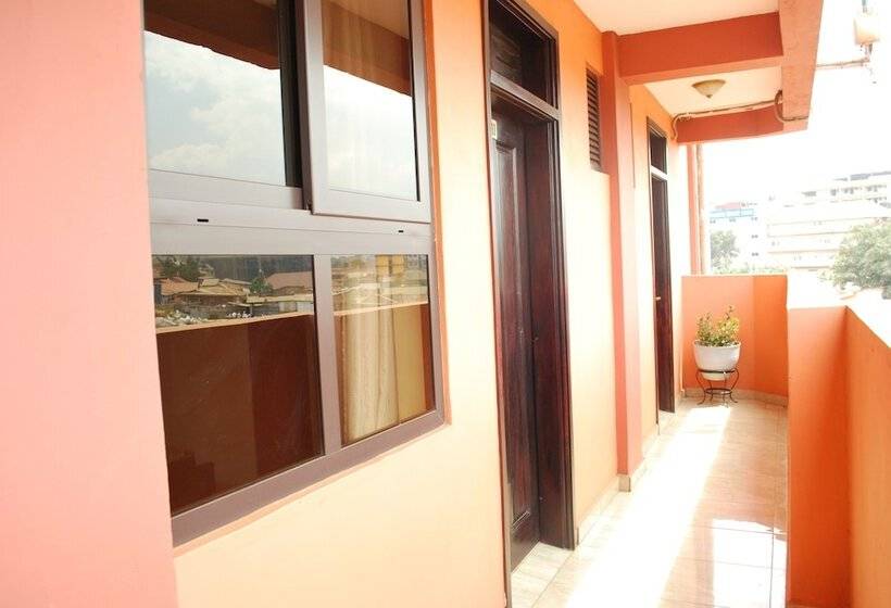 هتل Neptune Plaza