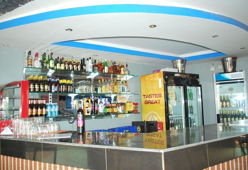 هتل Neptune Plaza