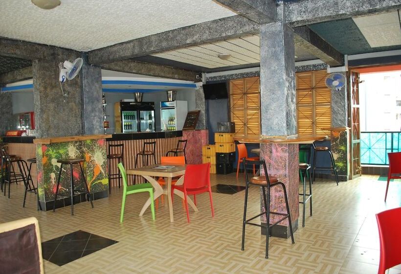 هتل Neptune Plaza