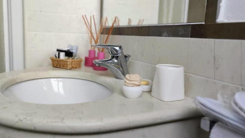 בית מלון כפרי Villa Platani