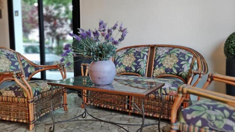 בית מלון כפרי Villa Platani